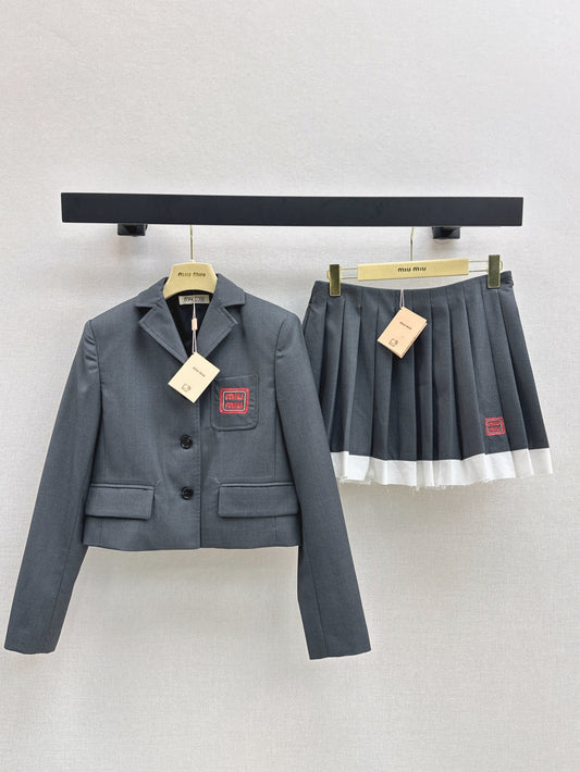 Miu 25fw suit
