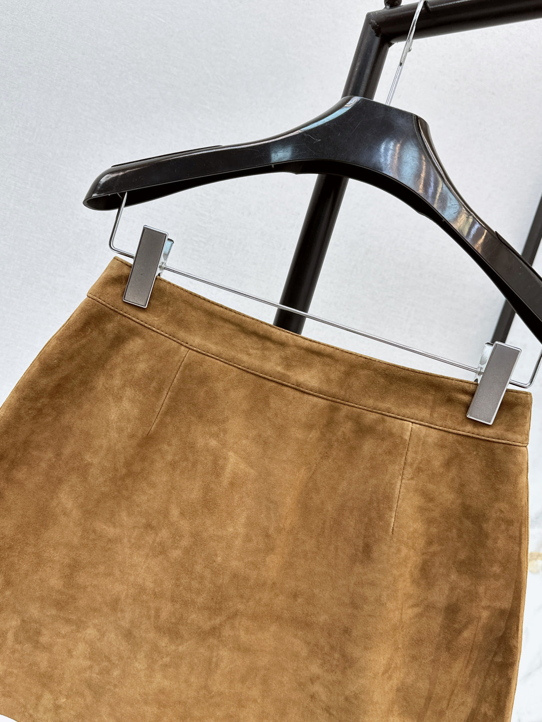 Celi 25fw suede skirt