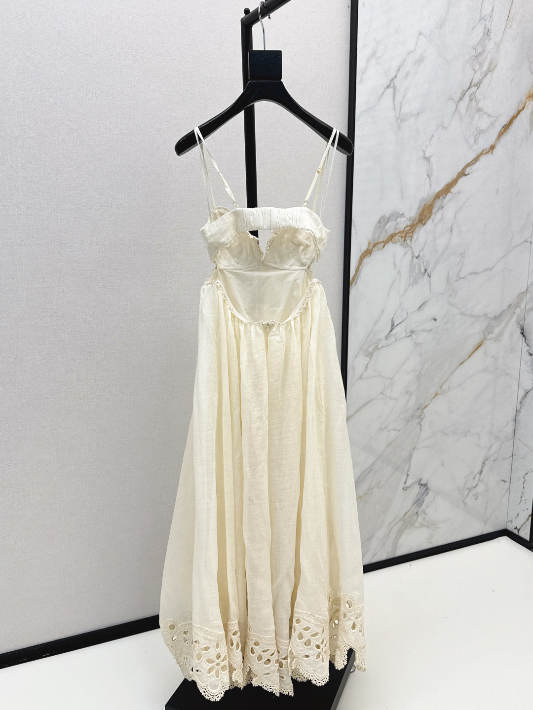 Zimm 25ss linen dress