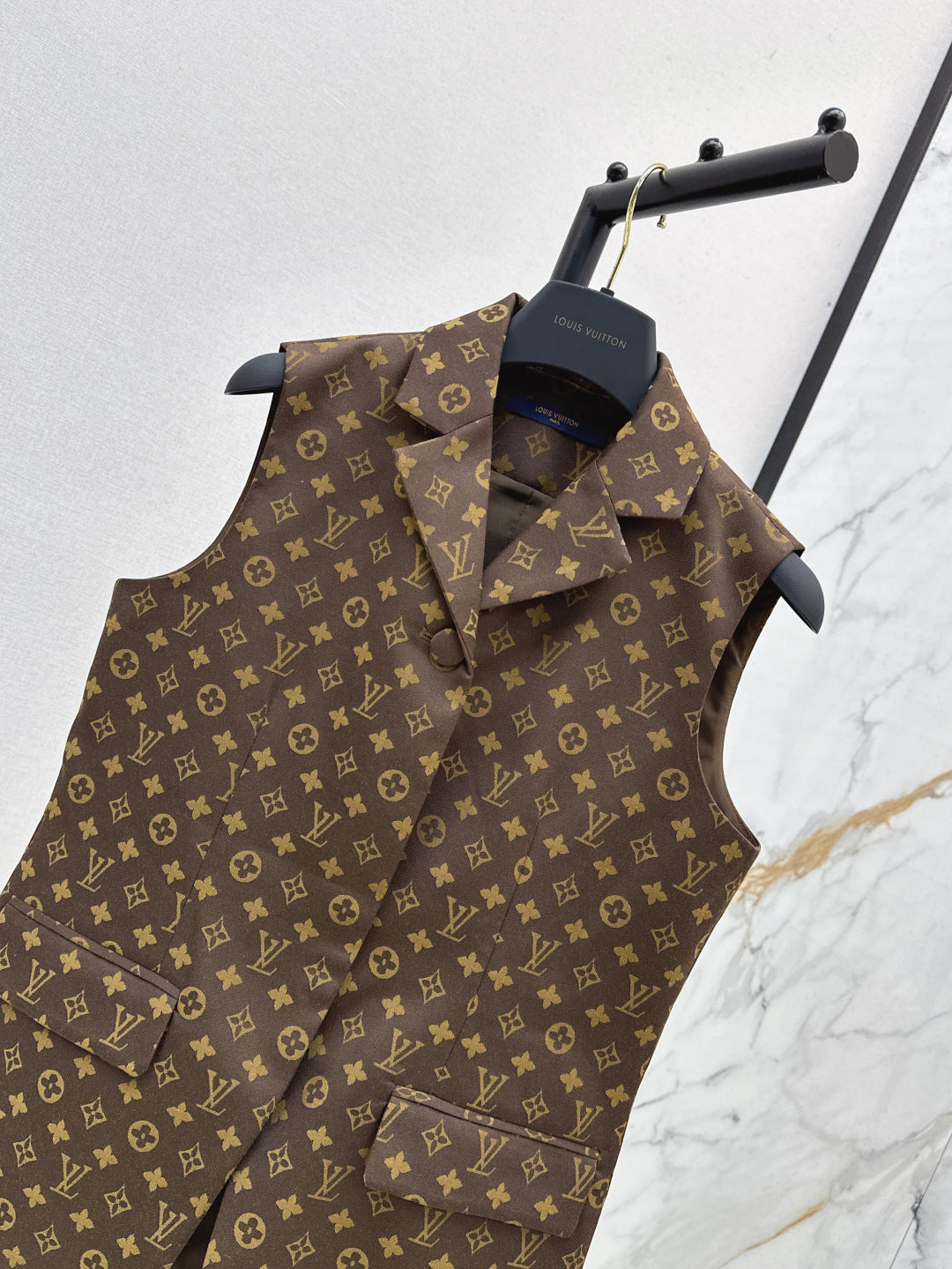 Louis 25ss jacquard vest