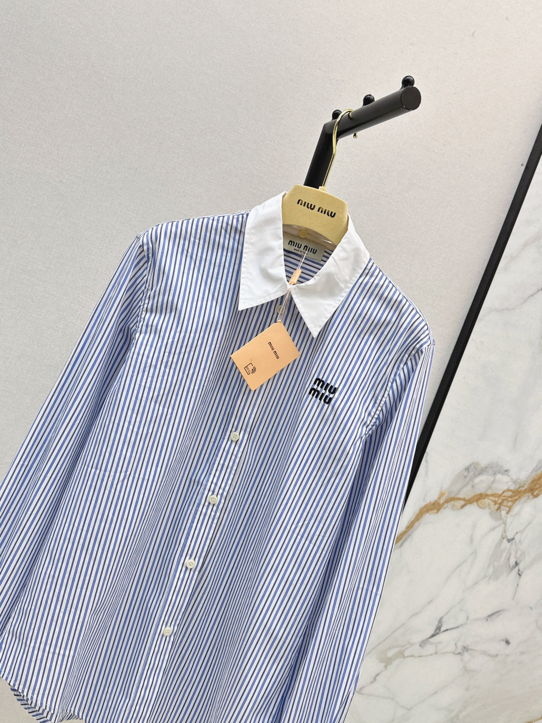 Miu 25fw shirt