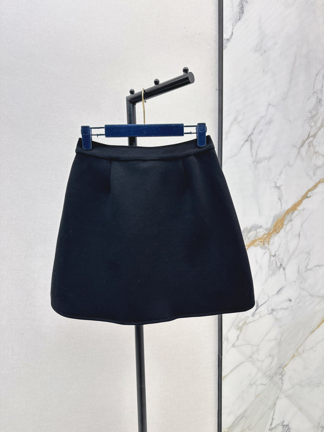 Louis 25fw skirt