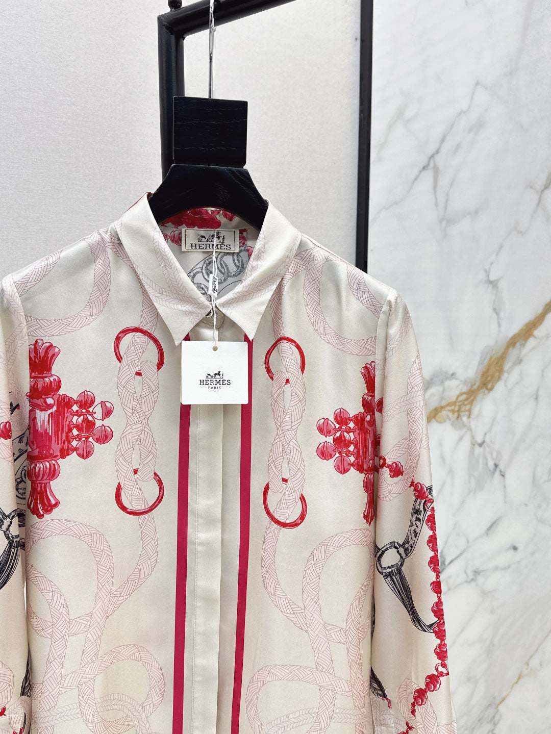 Herm 25fw silk shirt