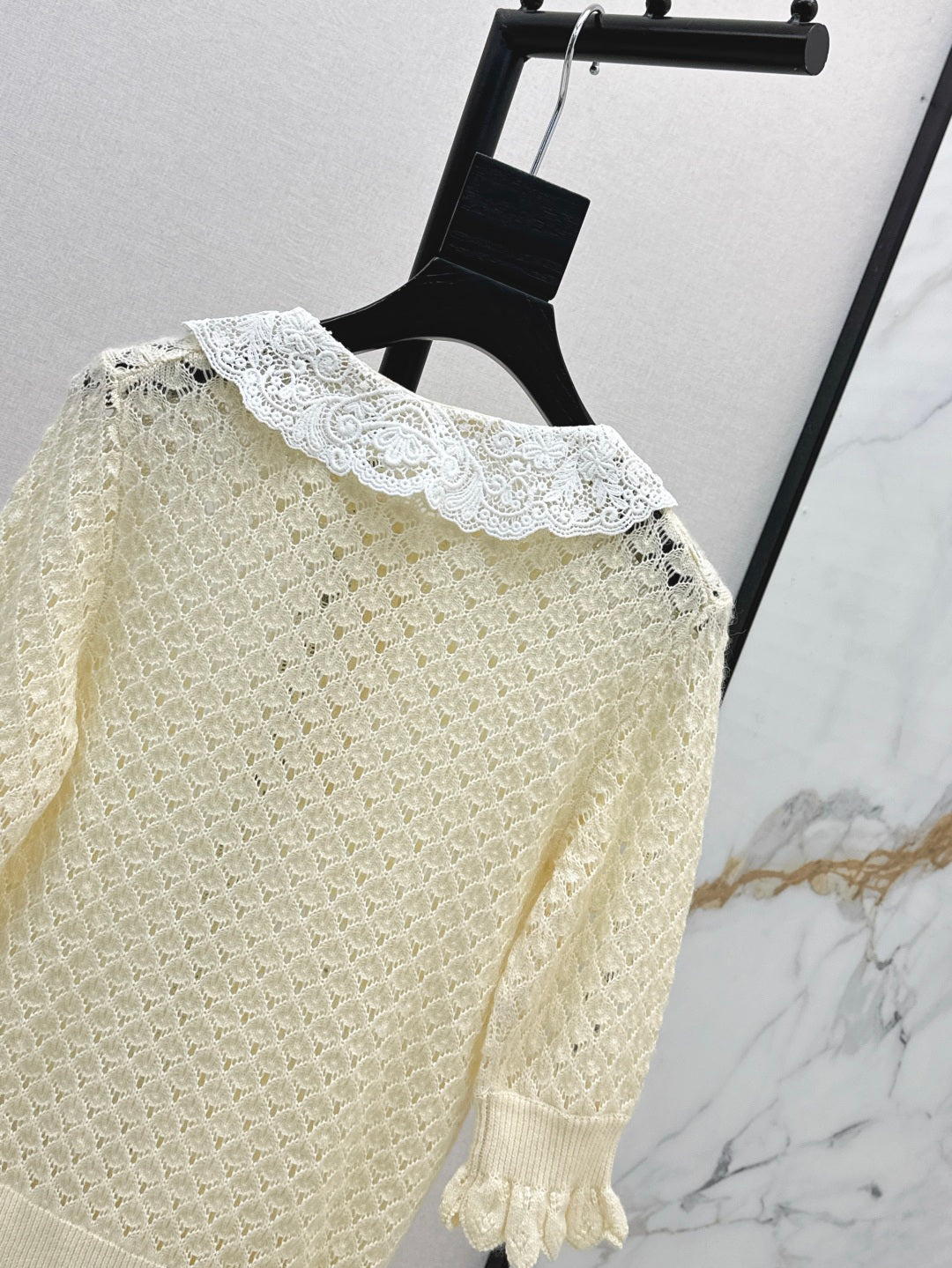 Cho 25fw lace knit shirt
