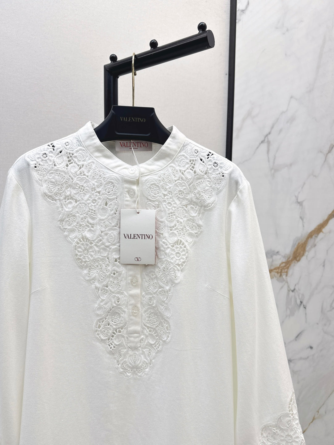 Valen 25ss embroidered dress