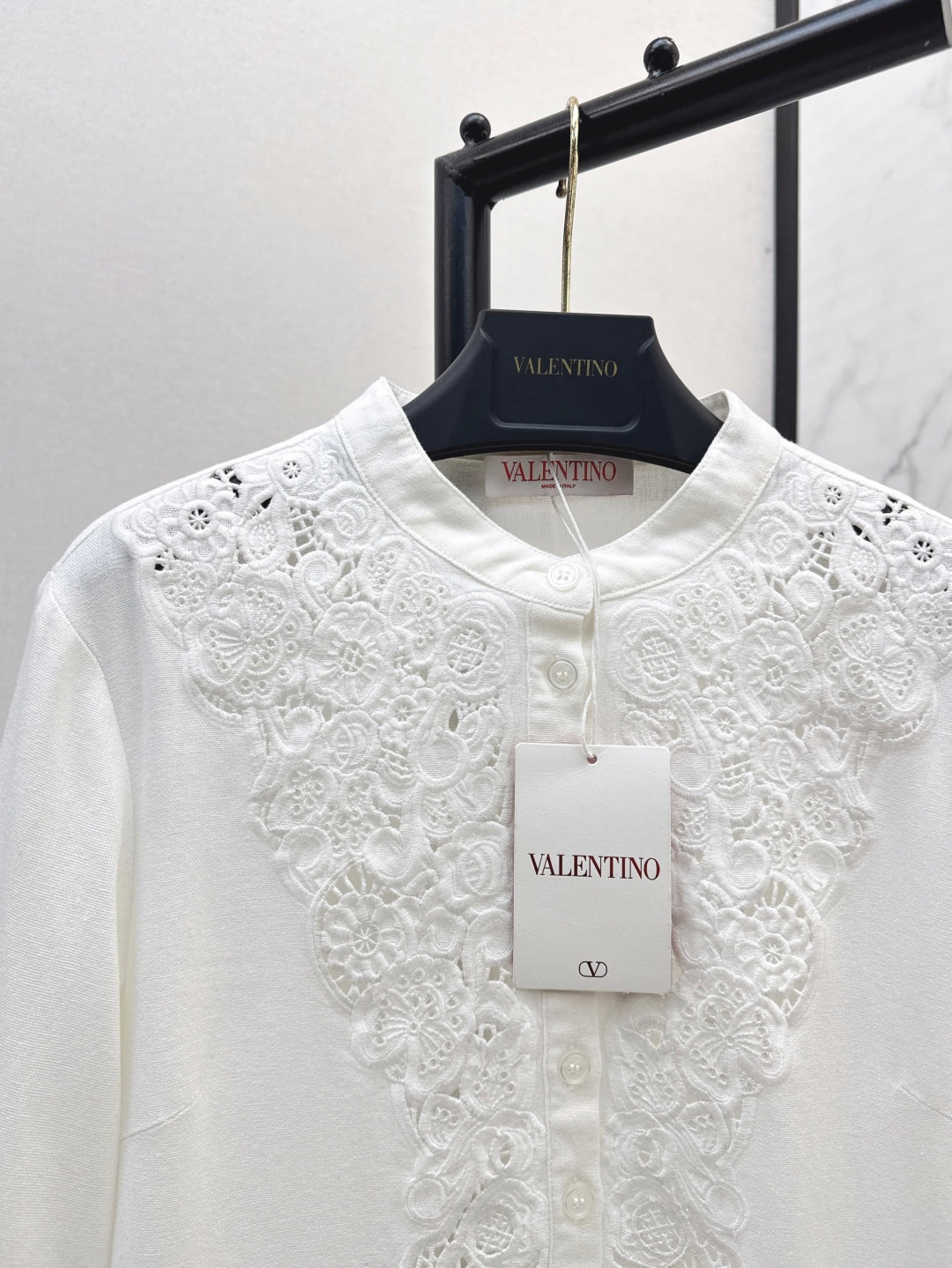 Valen 25ss embroidered dress