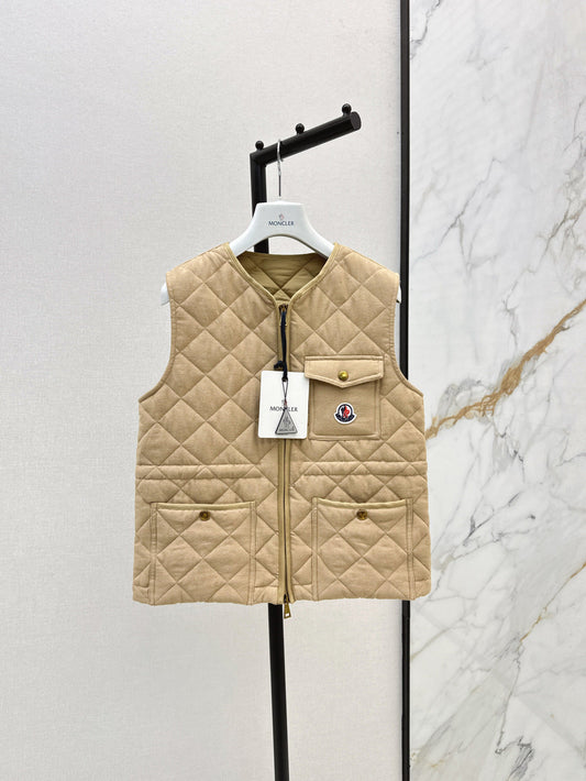 Monc 25fw down vest