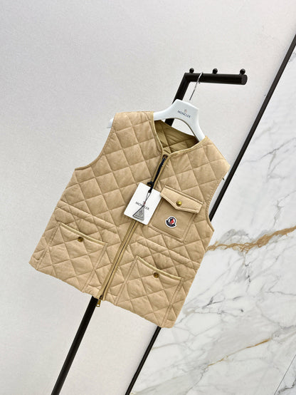 Monc 25fw down vest