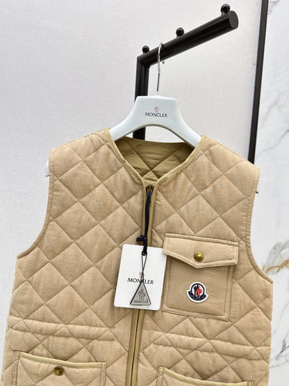Monc 25fw down vest