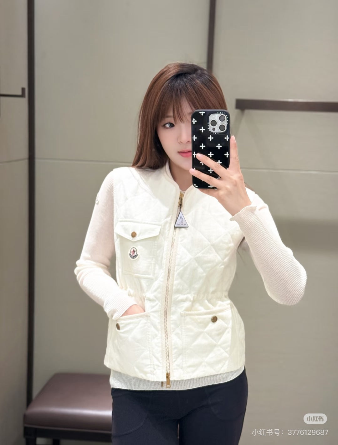 Monc 25fw down vest