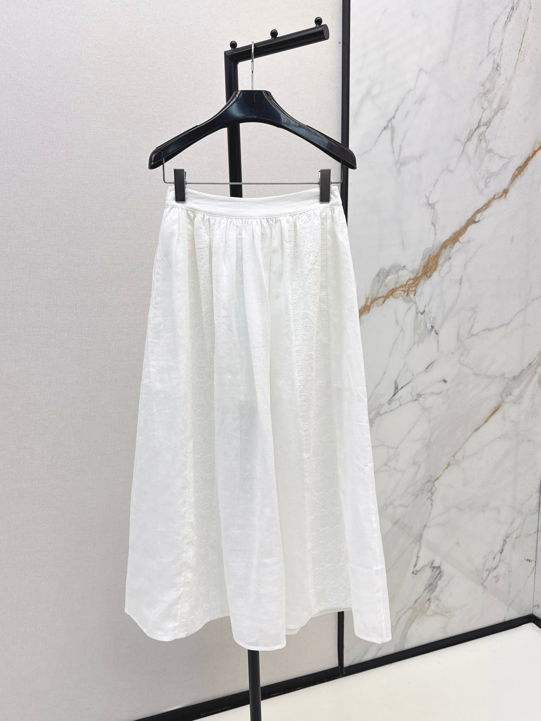Celi 25fw embroidered skirt