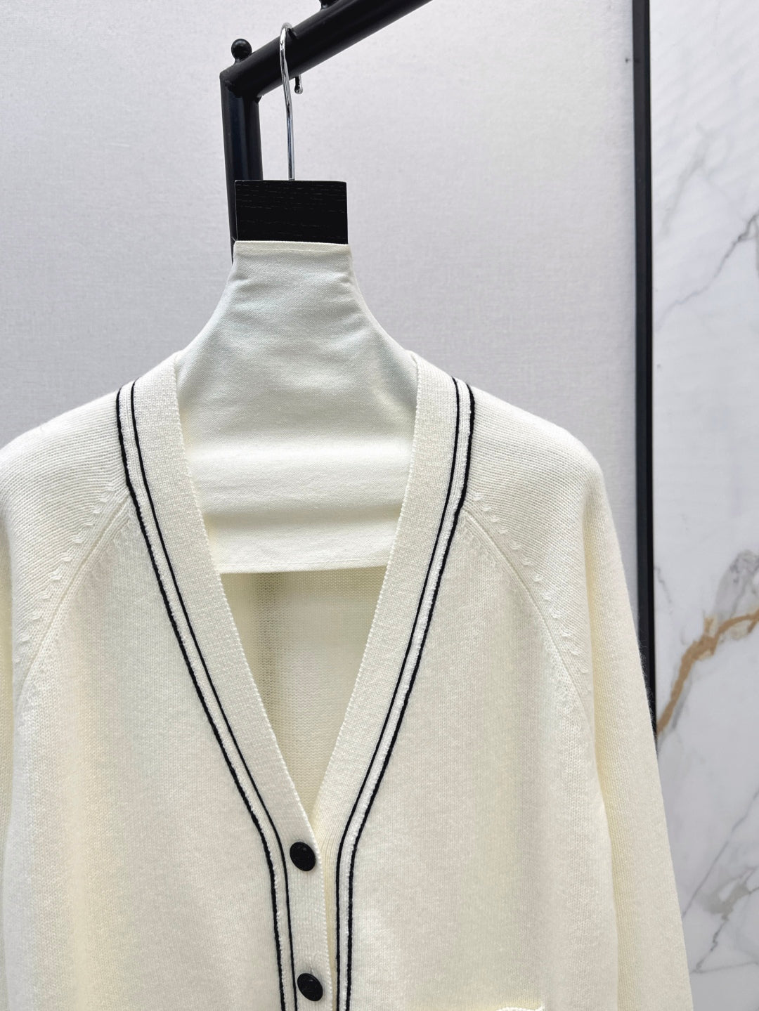 Louis 25fw knitted cashmere cardigan