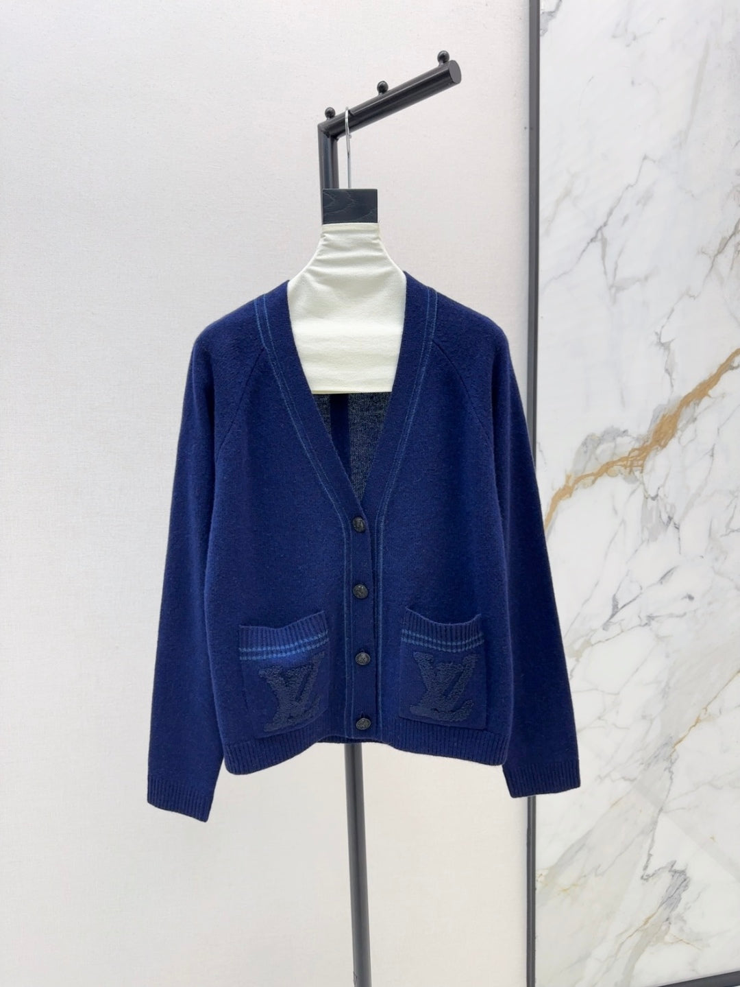 Louis 25fw knitted cashmere cardigan