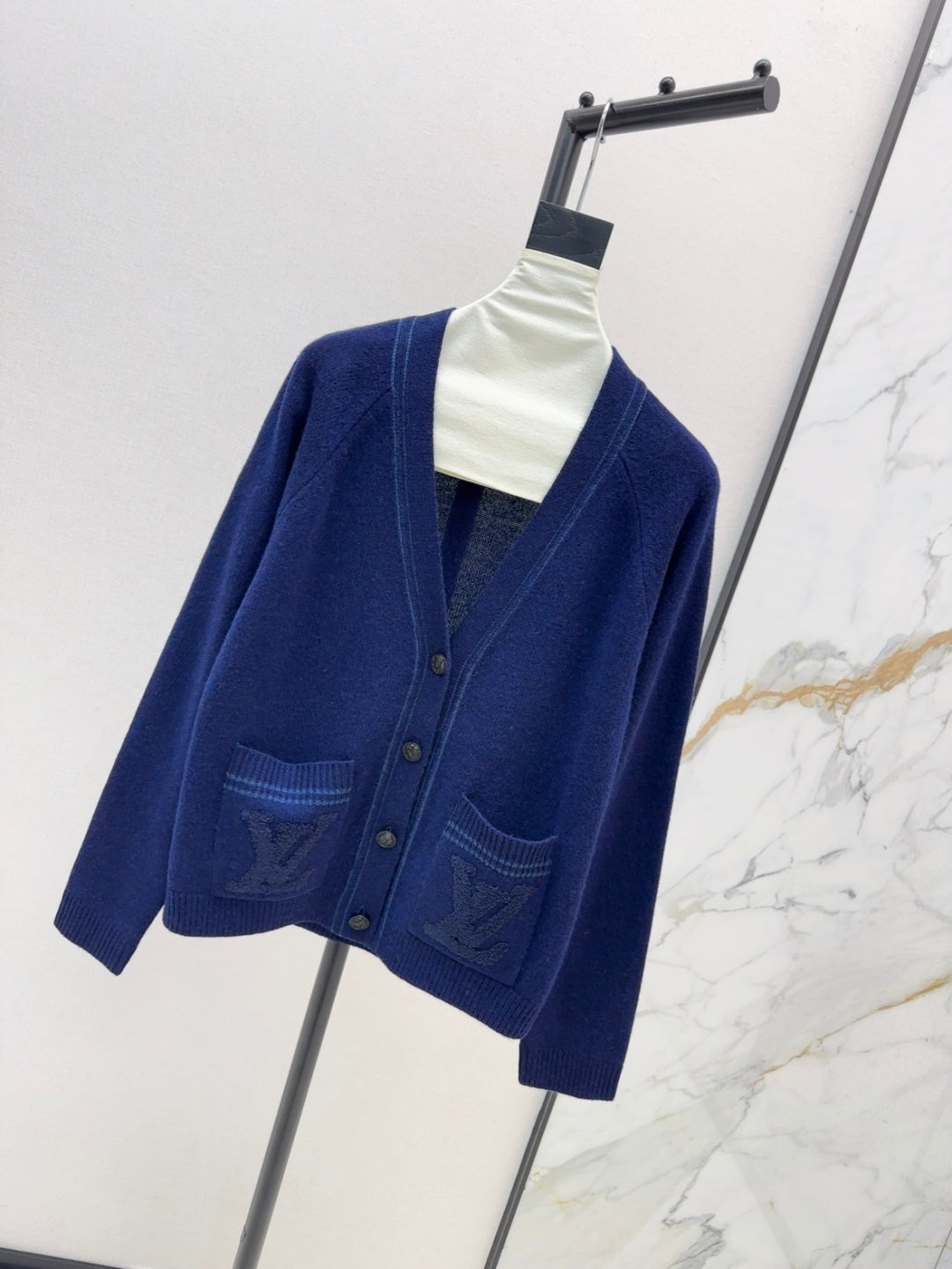 Louis 25fw knitted cashmere cardigan