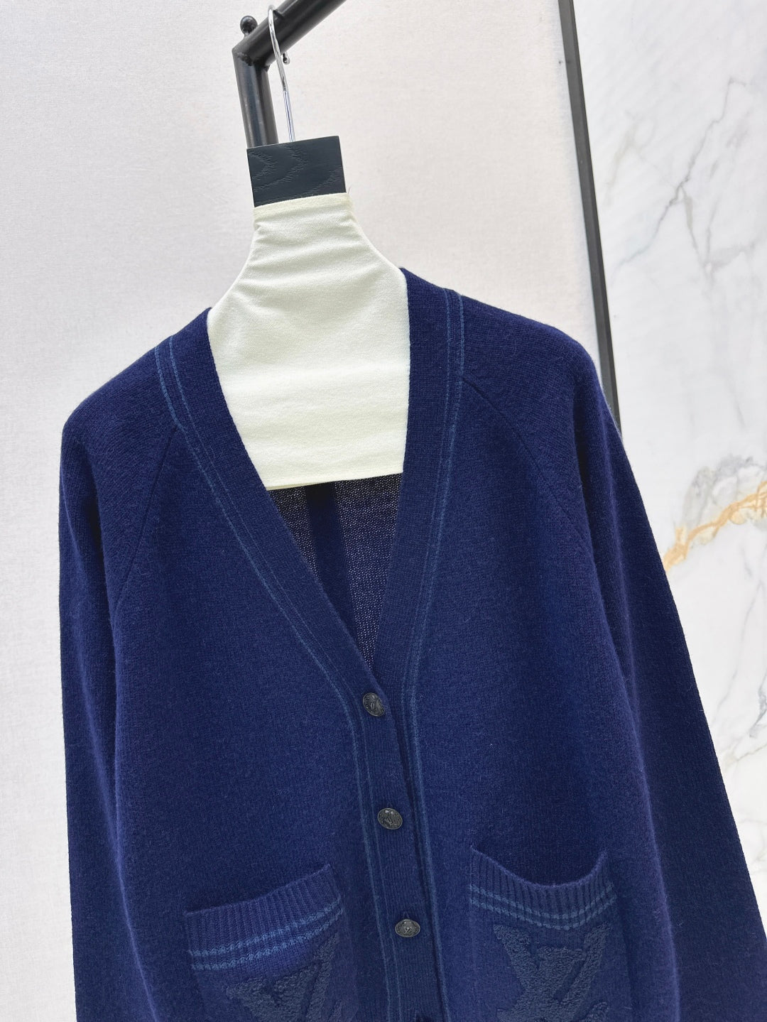 Louis 25fw knitted cashmere cardigan