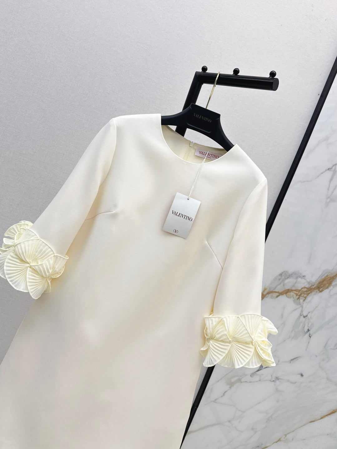 Valen 25fw ruffle dress