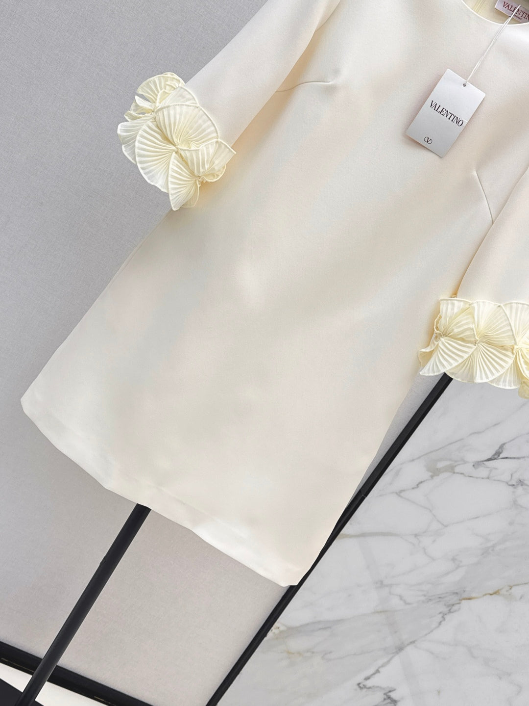 Valen 25fw ruffle dress