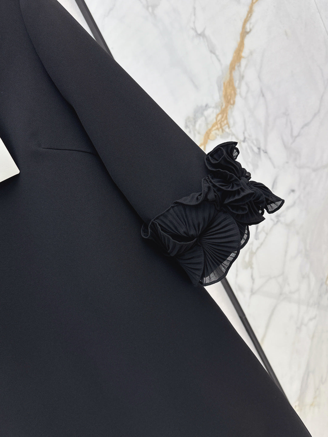Valen 25fw ruffle dress