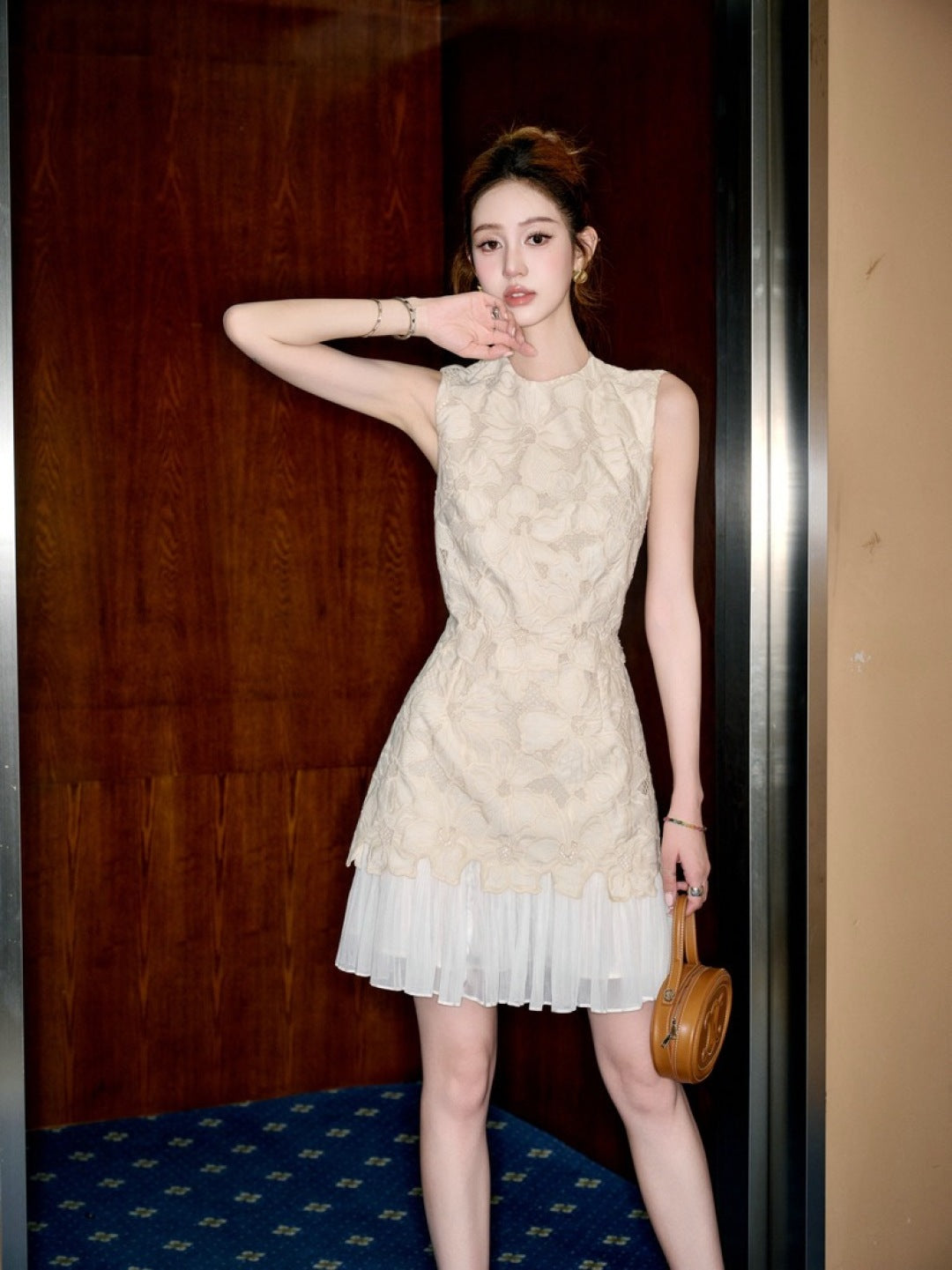 Valen 25ss embroidered dress