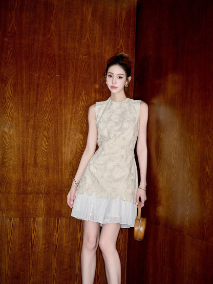 Valen 25ss embroidered dress