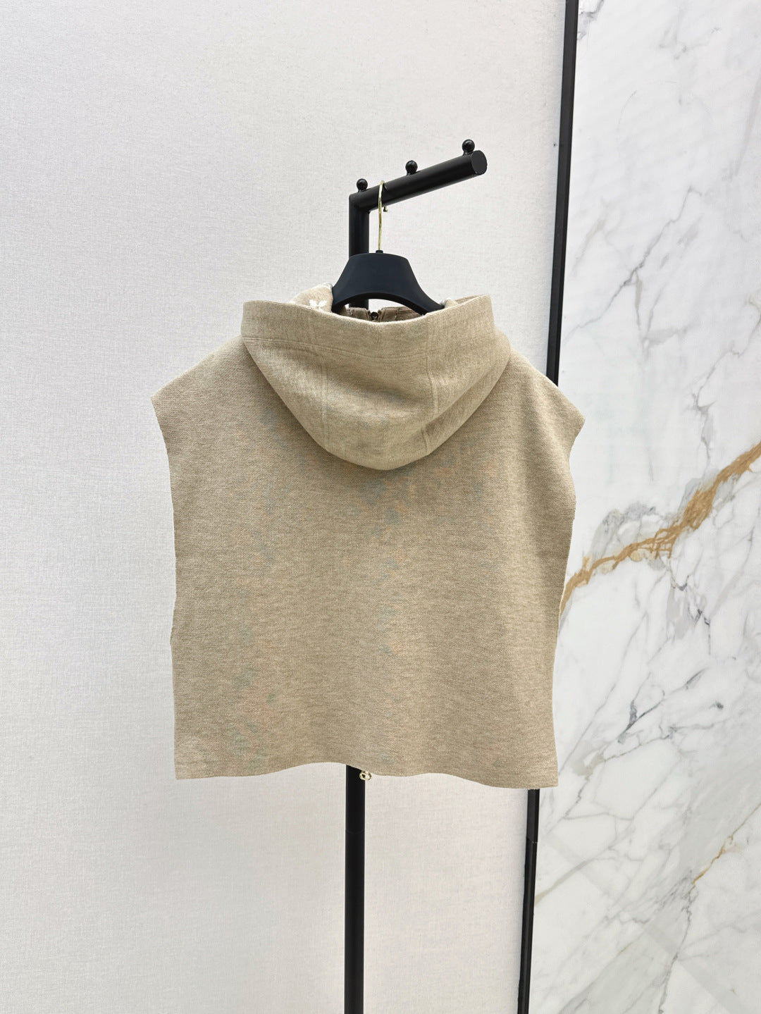 Louis 25fw jacquard vest