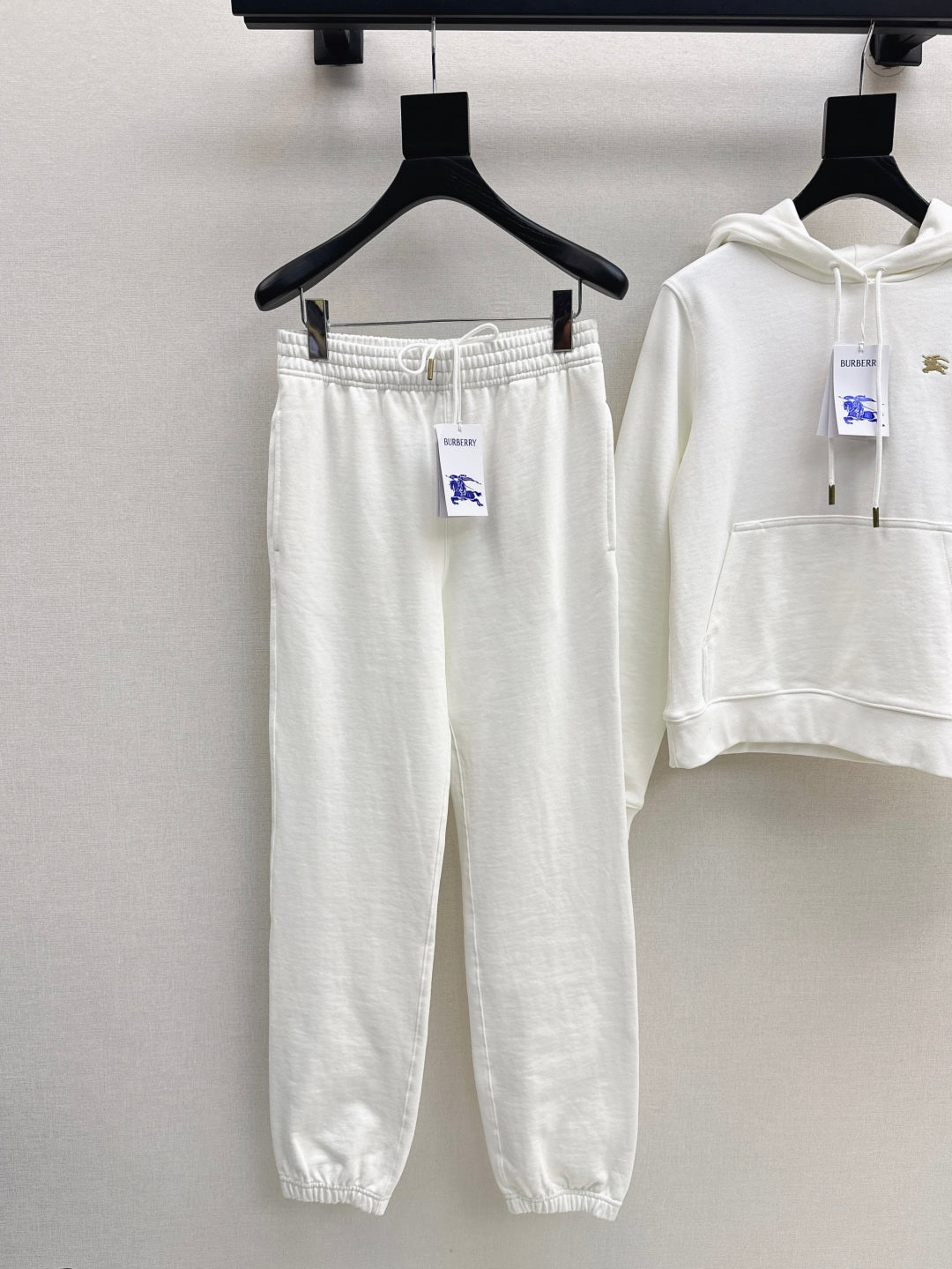 Bur 25fw embroidered tracksuit