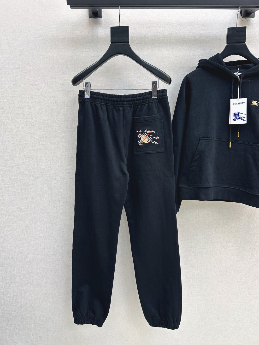 Bur 25fw embroidered tracksuit