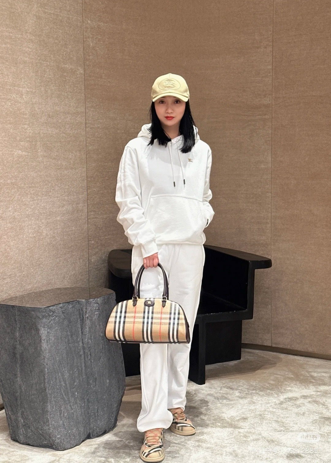 Bur 25fw embroidered tracksuit