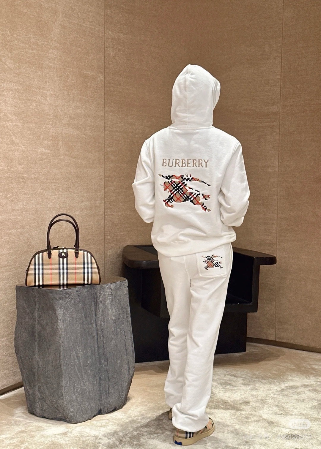 Bur 25fw embroidered tracksuit