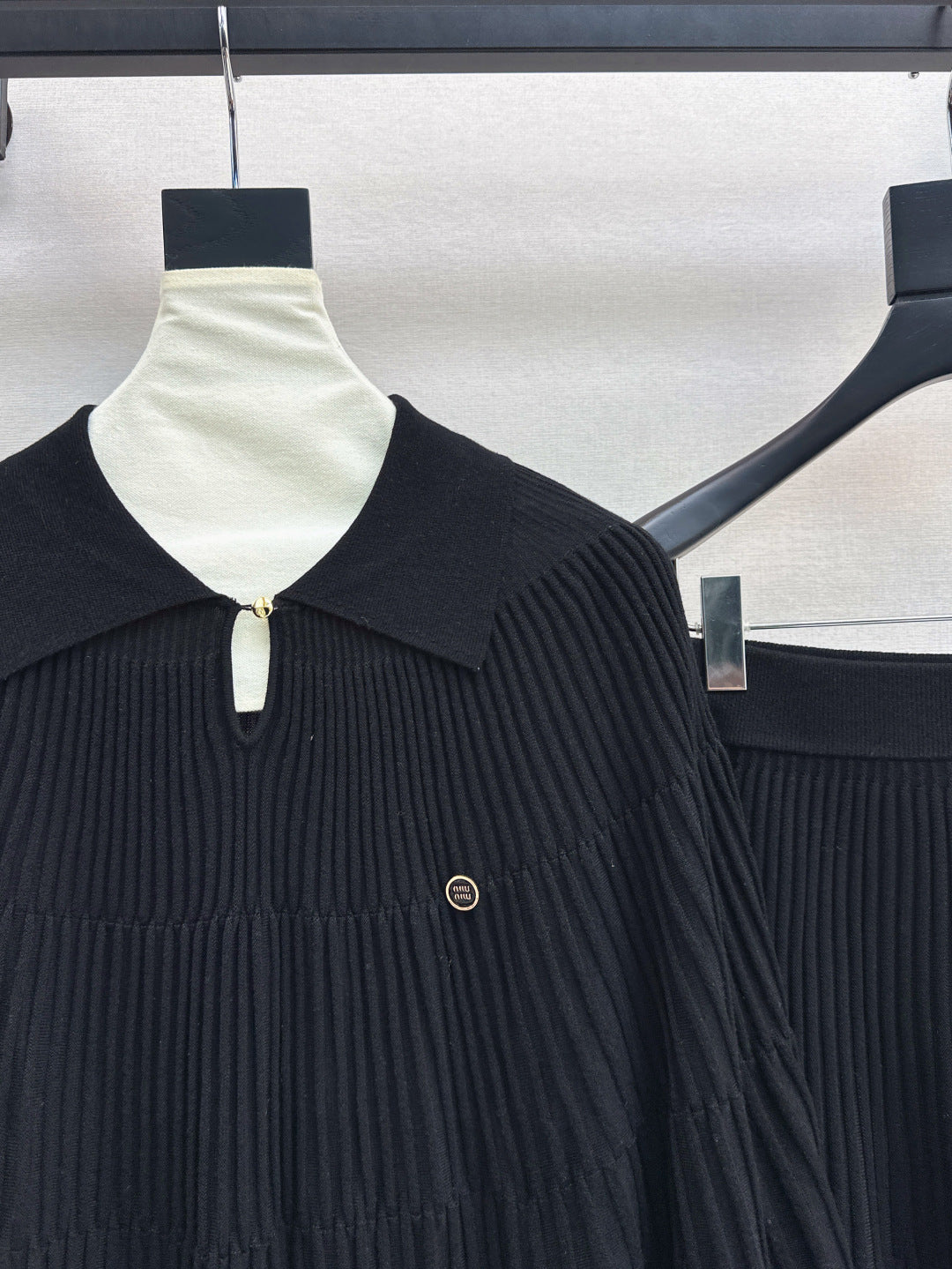 Miu 25fw knitted suit