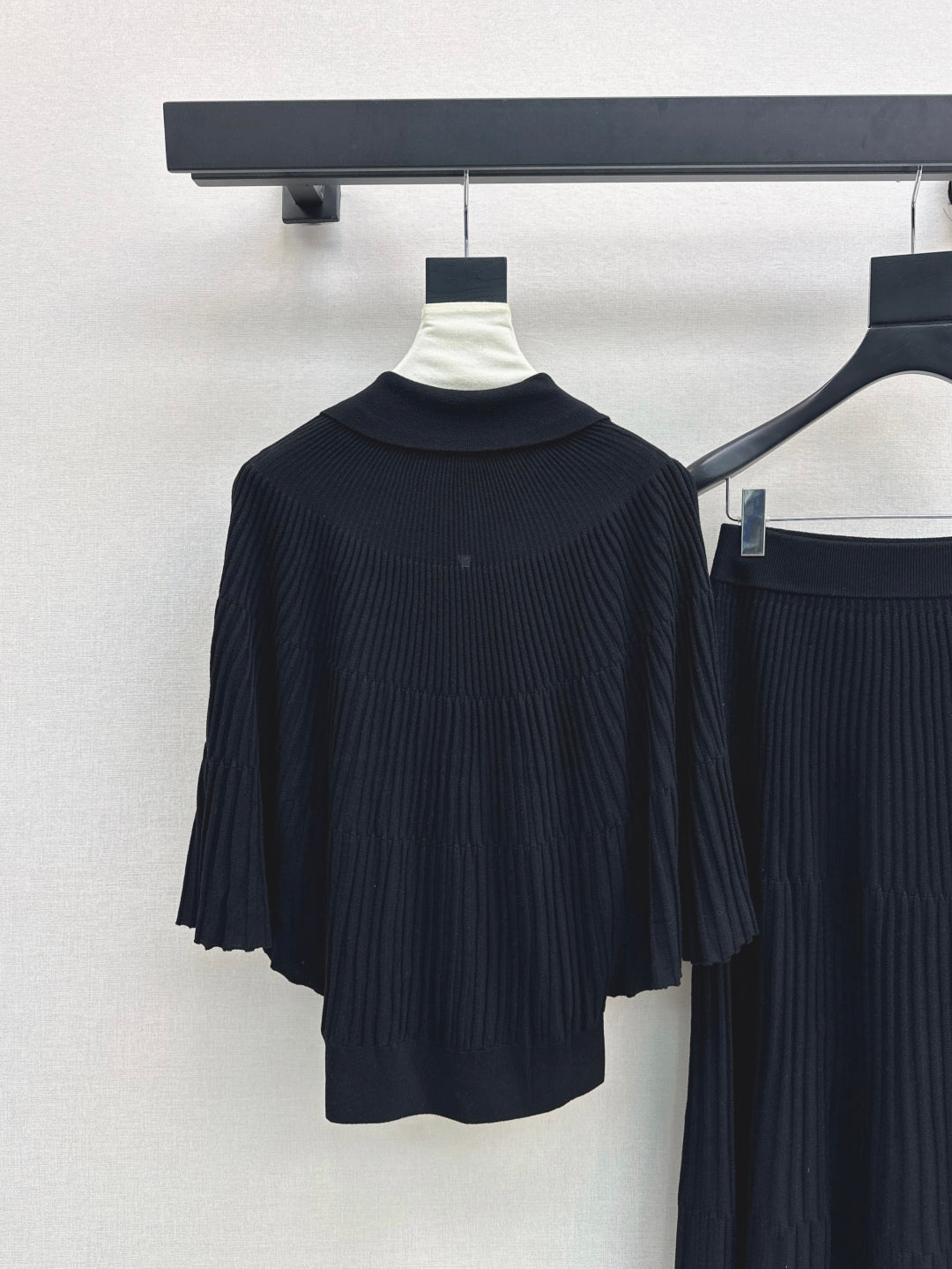 Miu 25fw knitted suit