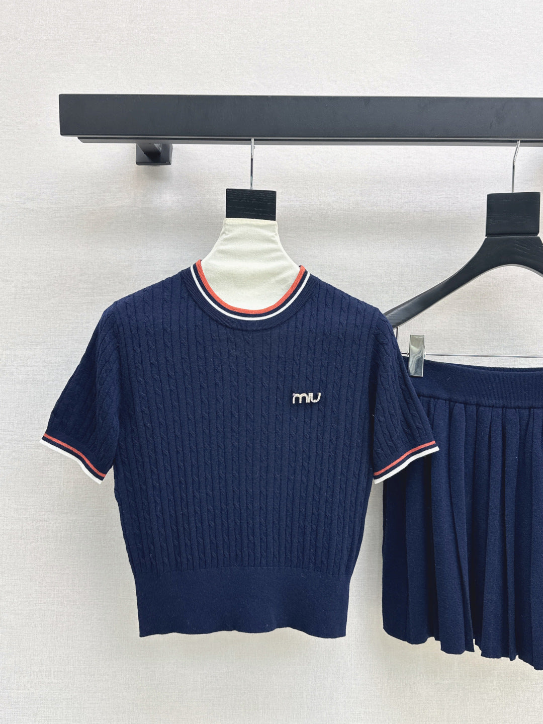 Miu 25fw knitted suit