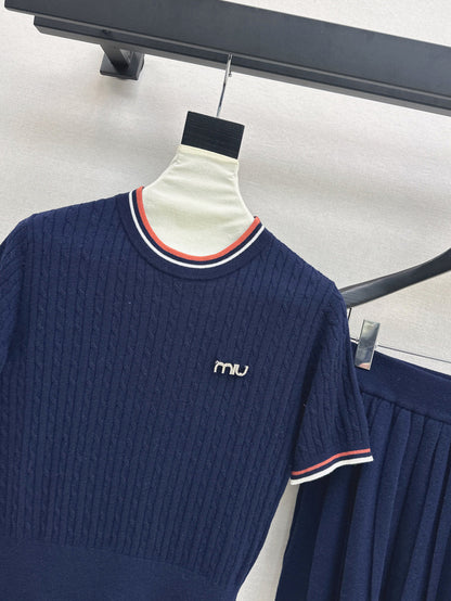 Miu 25fw knitted suit