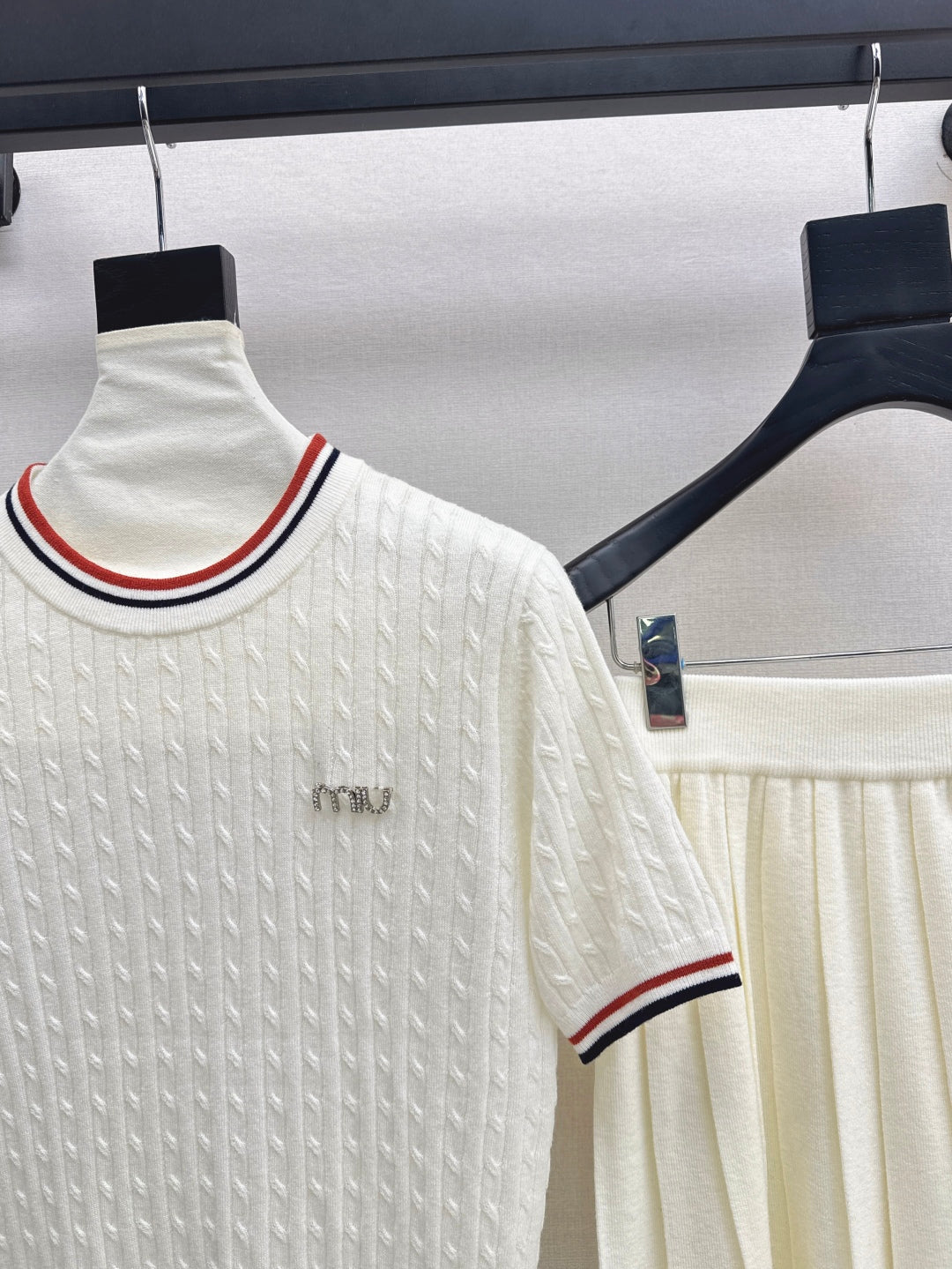 Miu 25fw knitted suit