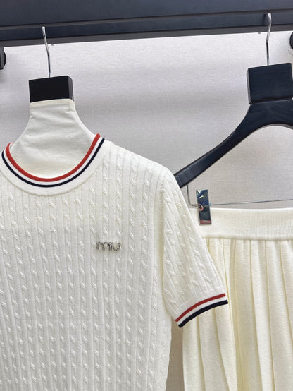 Miu 25fw knitted suit