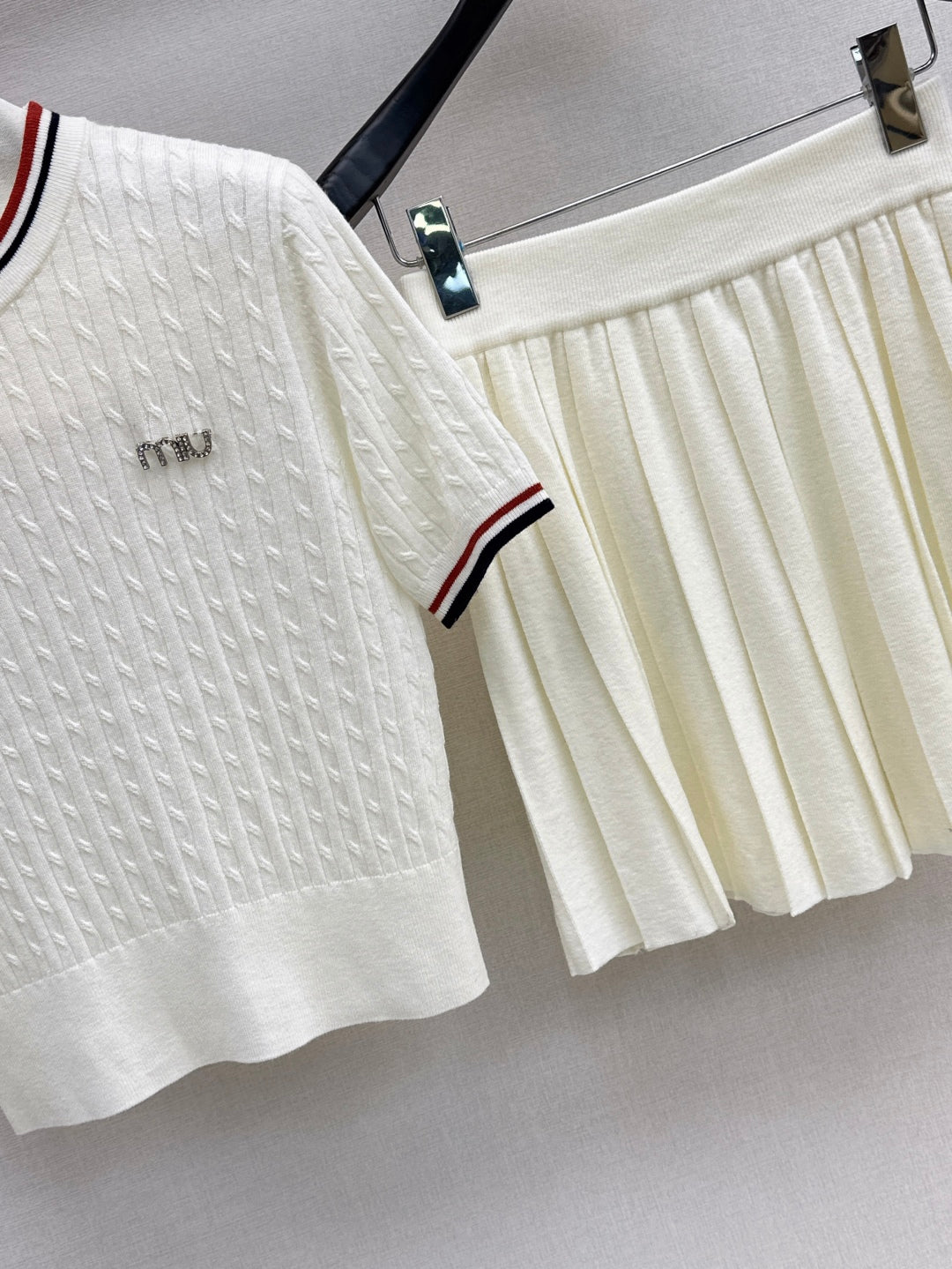Miu 25fw knitted suit