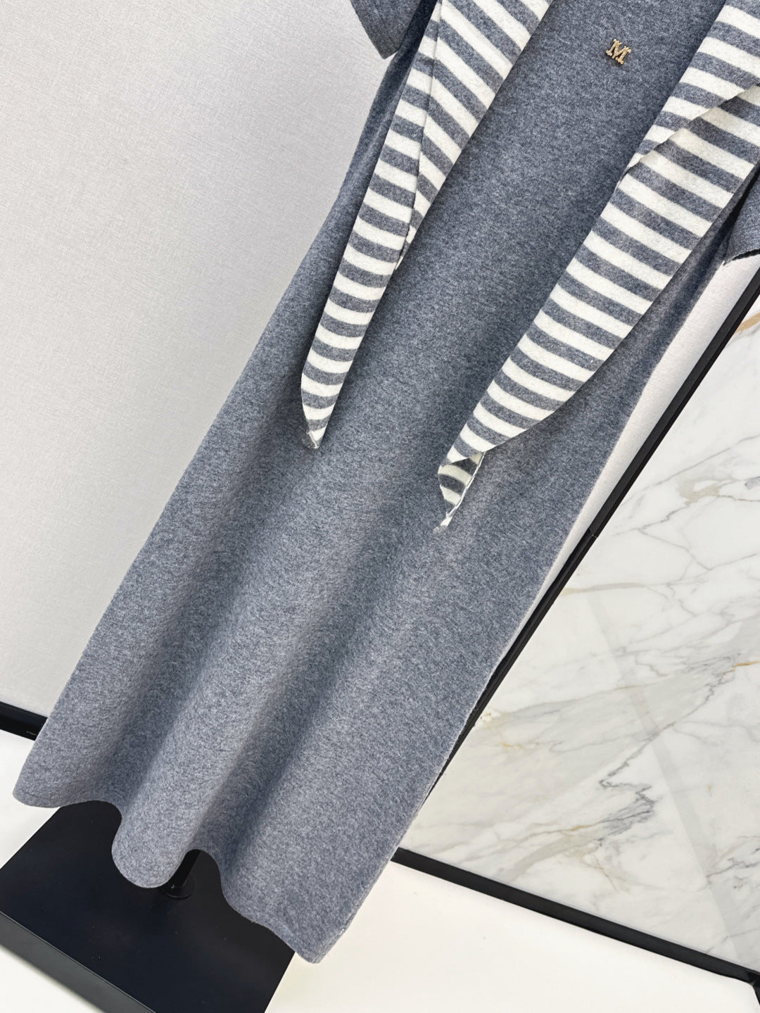 Max 25fw shawl dress