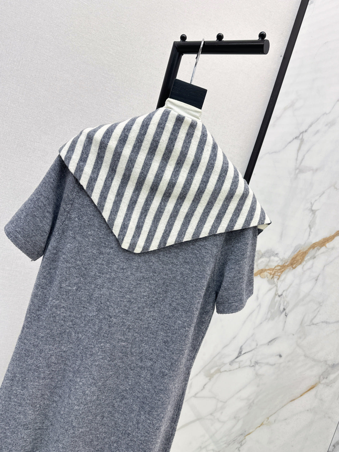 Max 25fw shawl dress