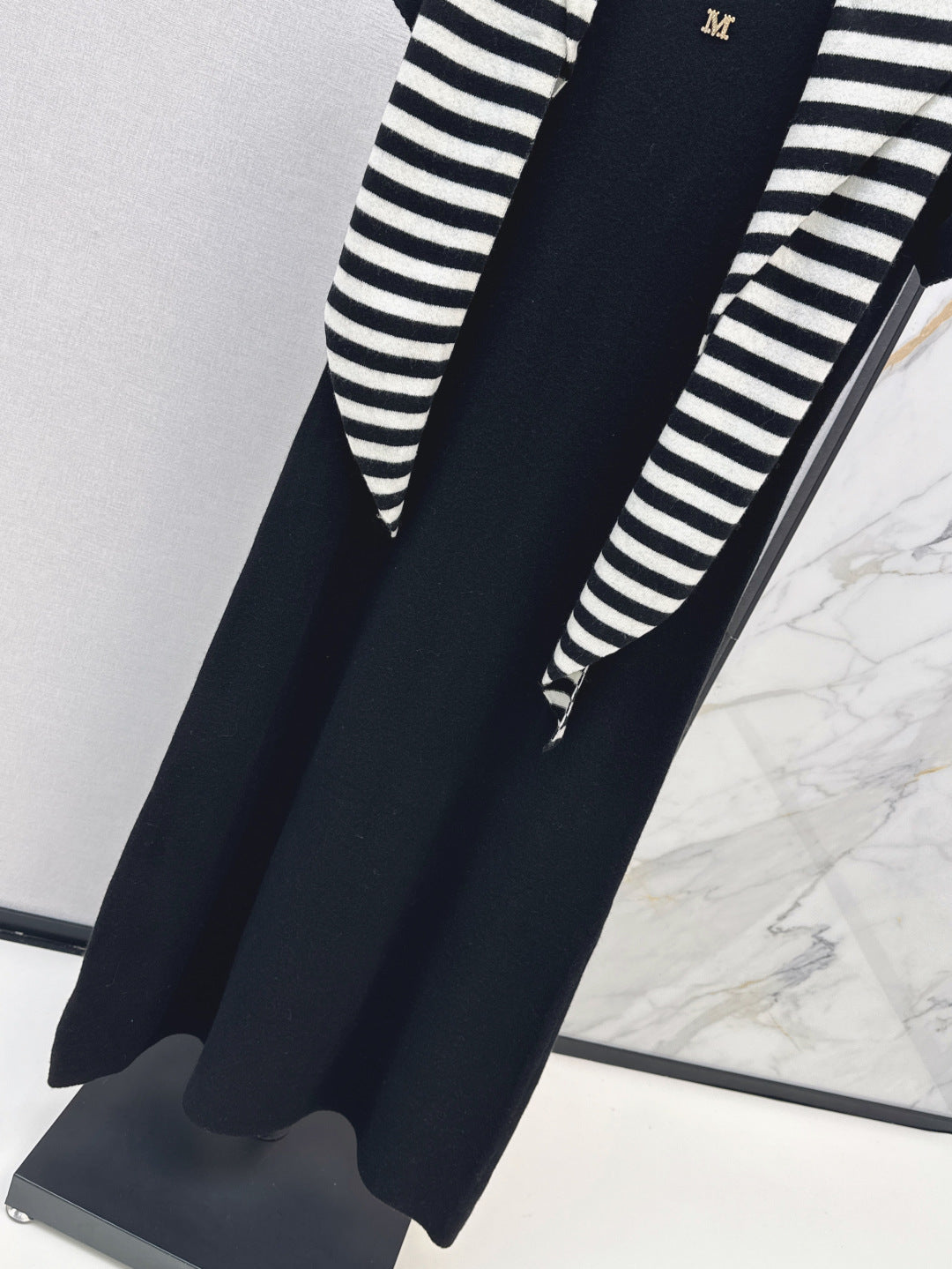 Max 25fw shawl dress