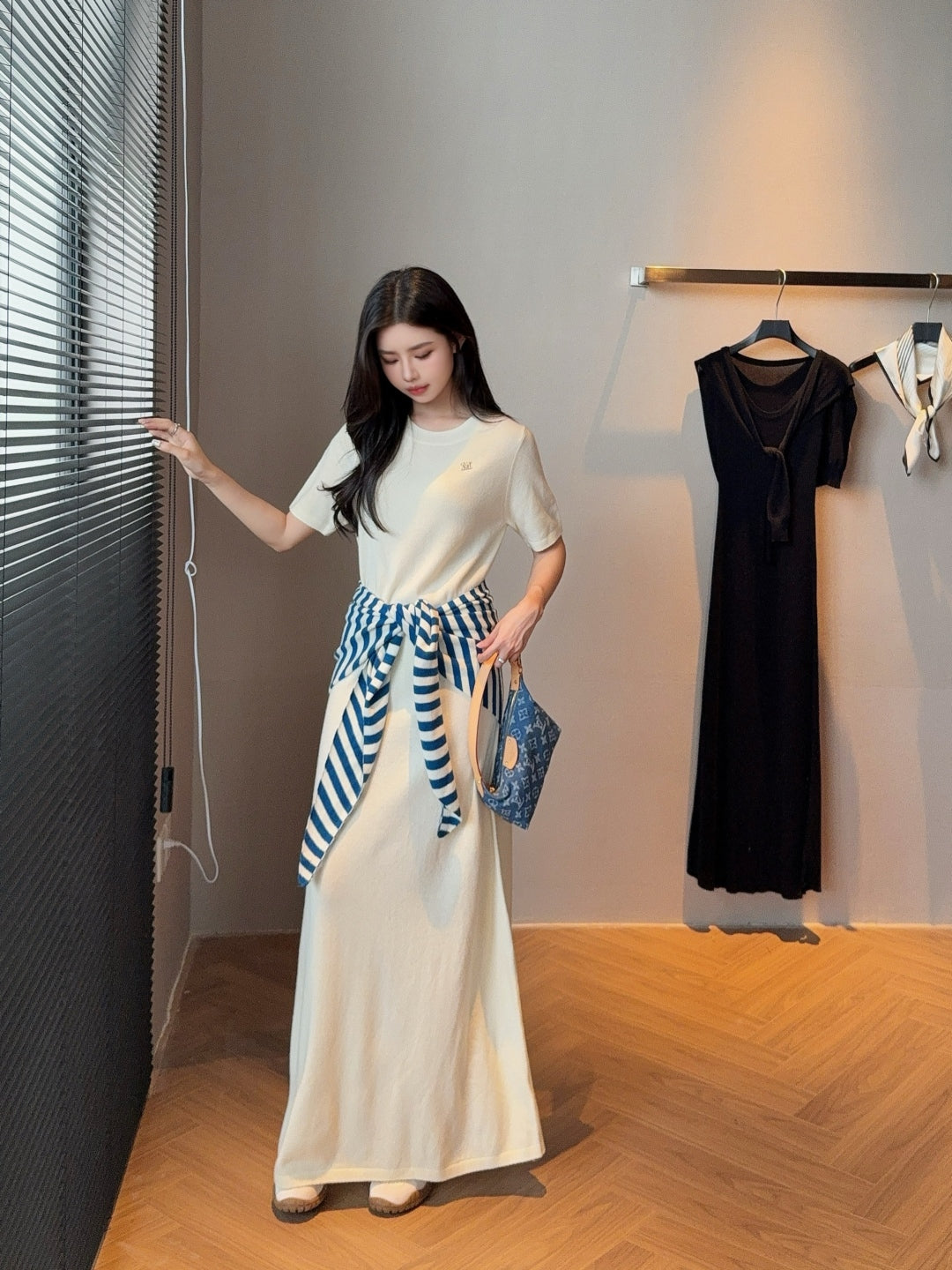 Max 25fw shawl dress