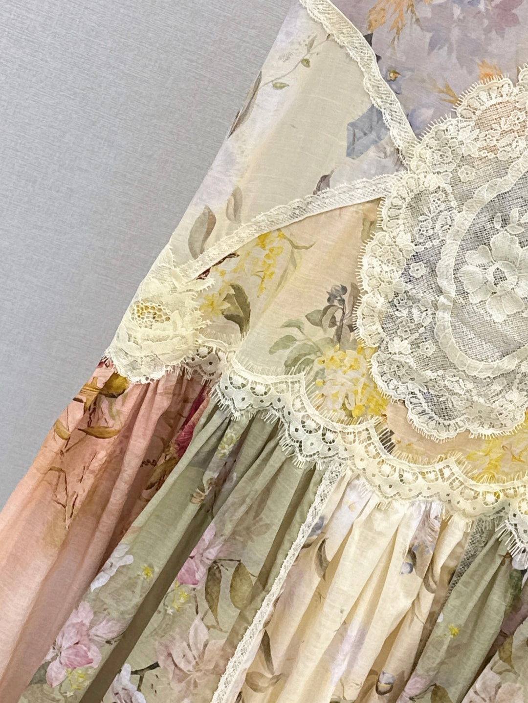 Zimm 25ss embroidered dress