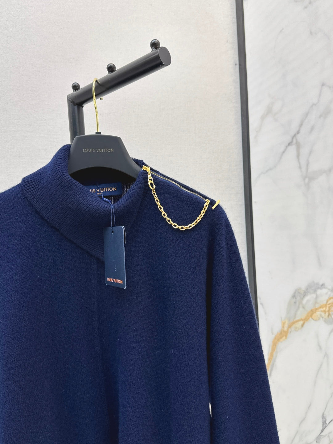 Louis 25fw sweater