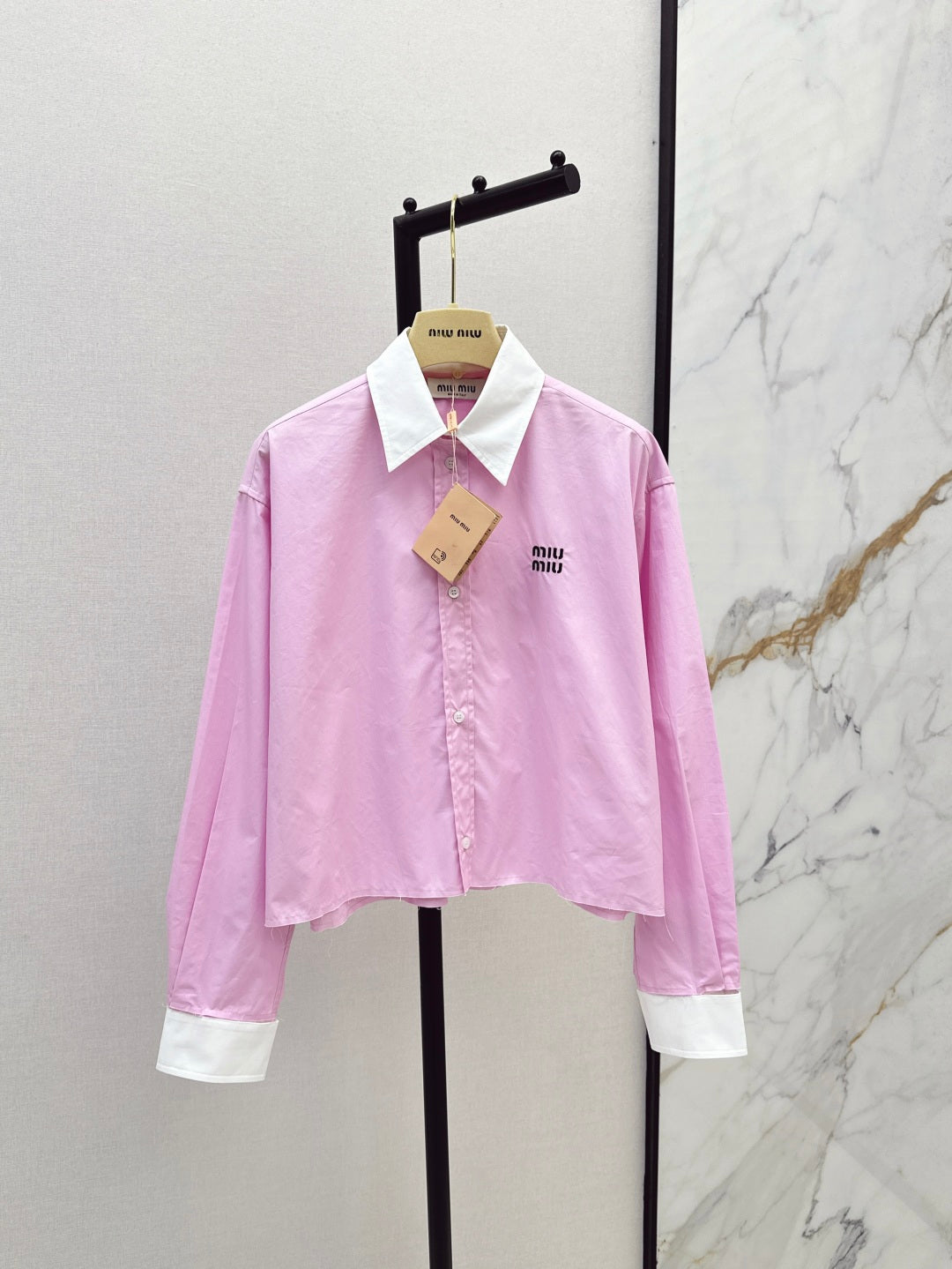 Miu 25fw crop shirt