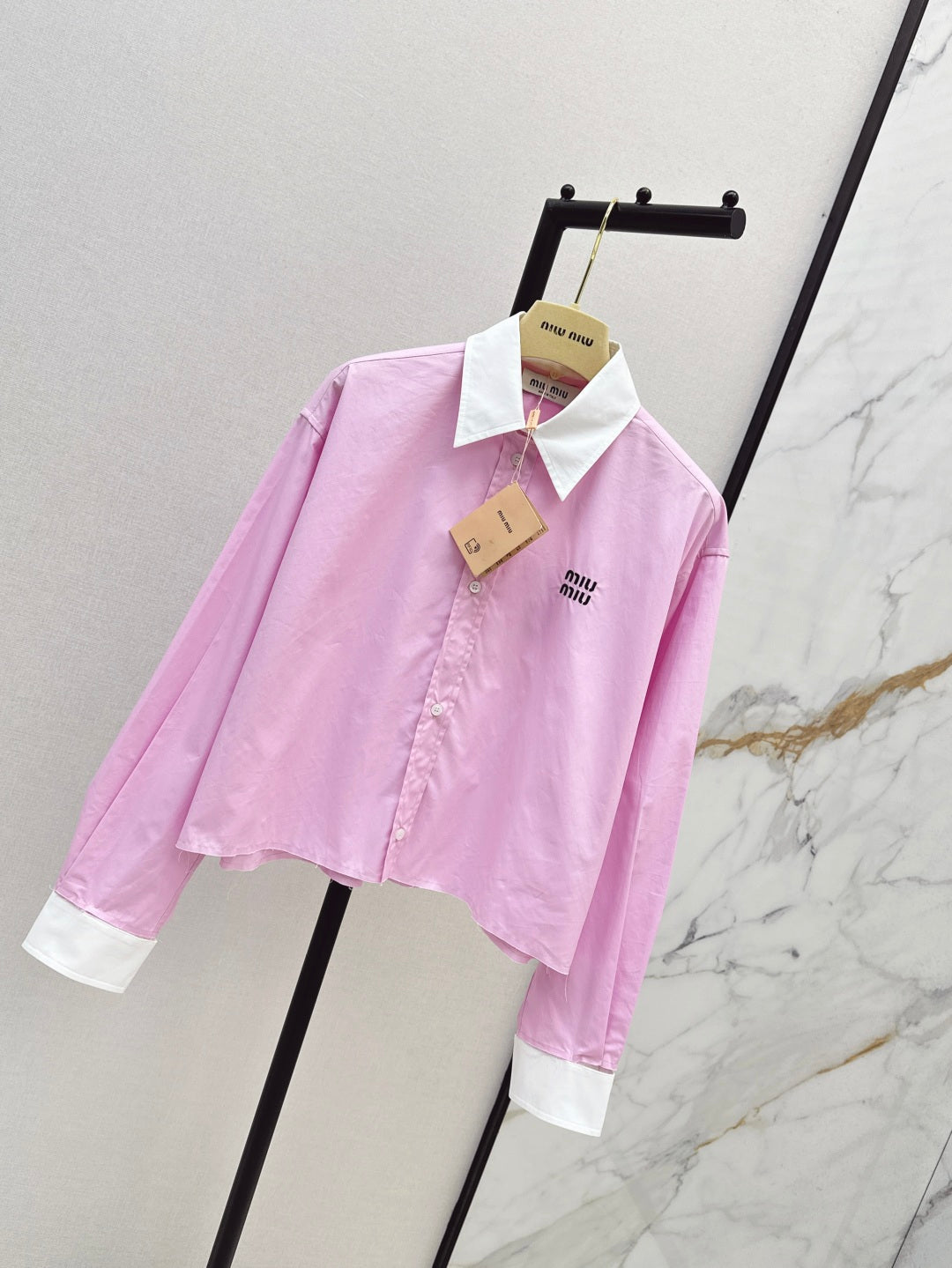 Miu 25fw crop shirt