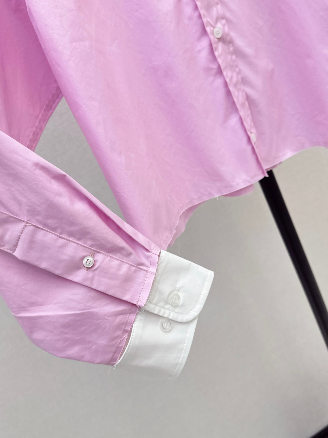 Miu 25fw crop shirt