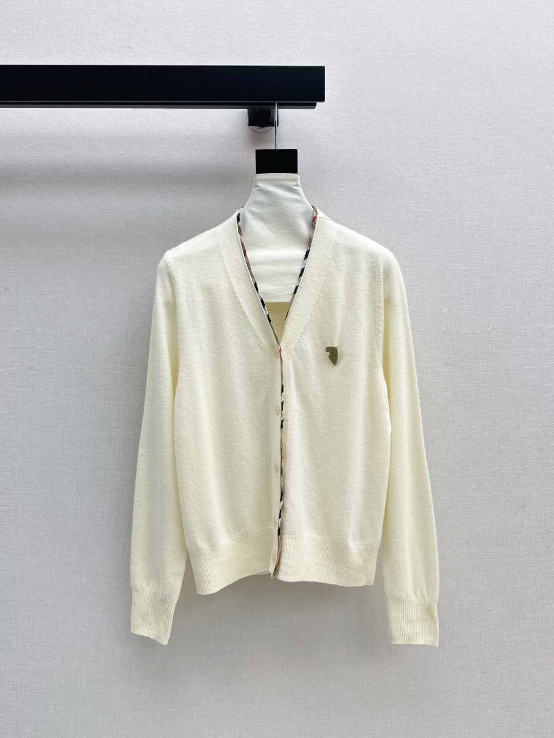Bur 25fw knitted cardigan