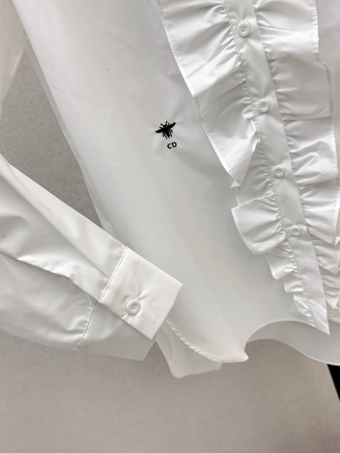 CD 25fw ruffle shirt