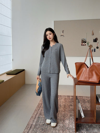 Max 25fw knitted suit