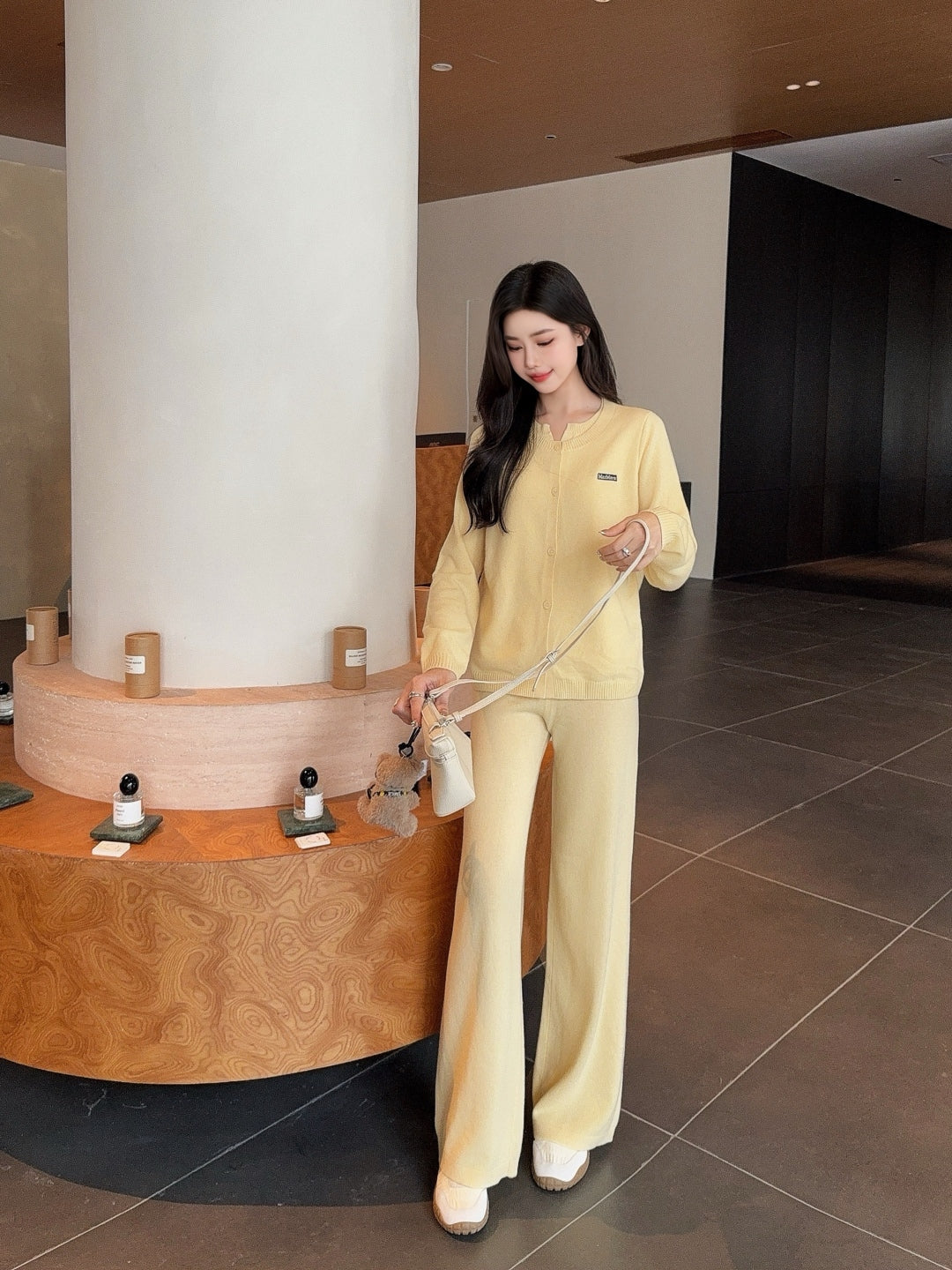 Max 25fw knitted suit