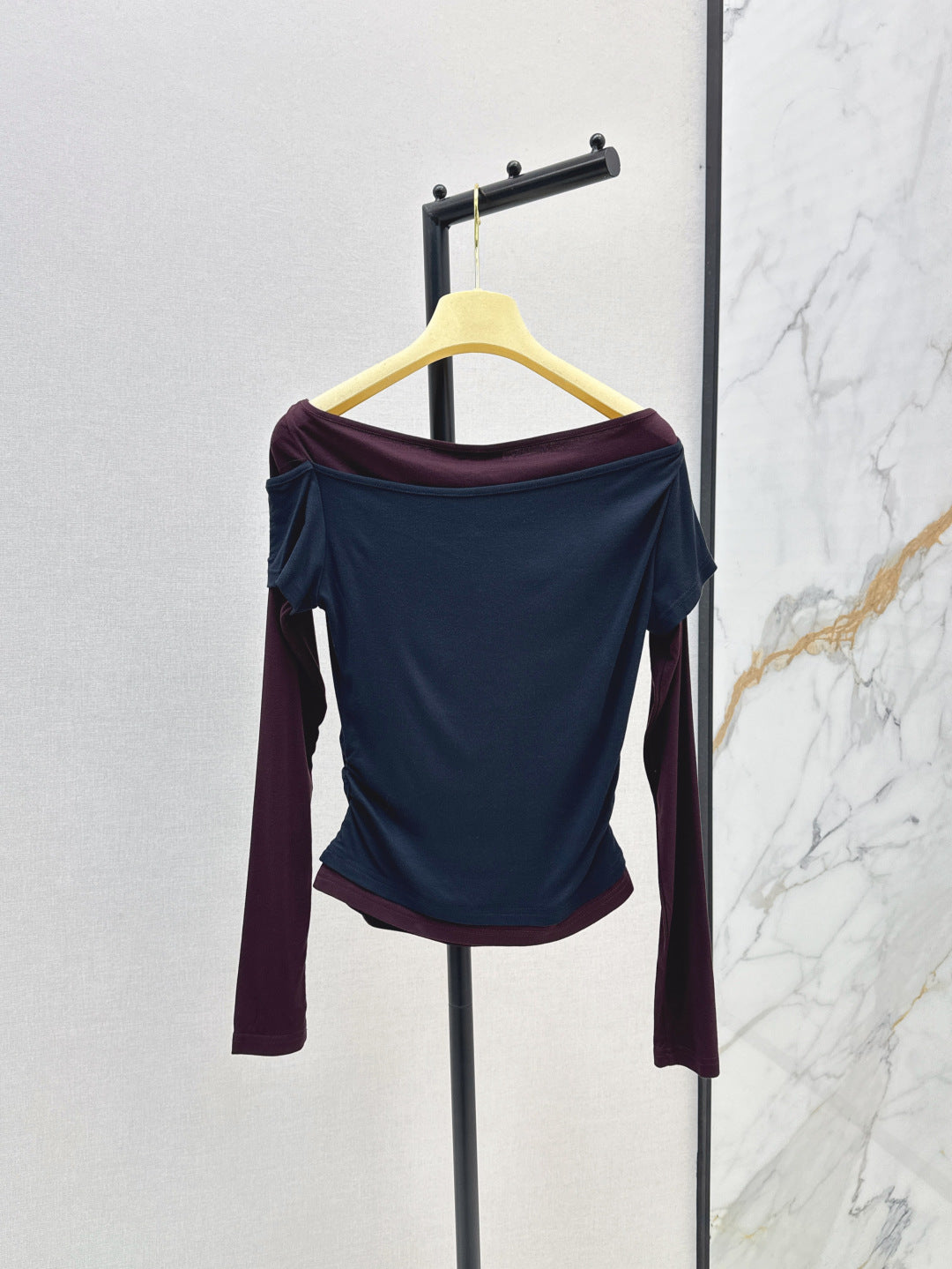 Miu 25fw off-shoulder shirt
